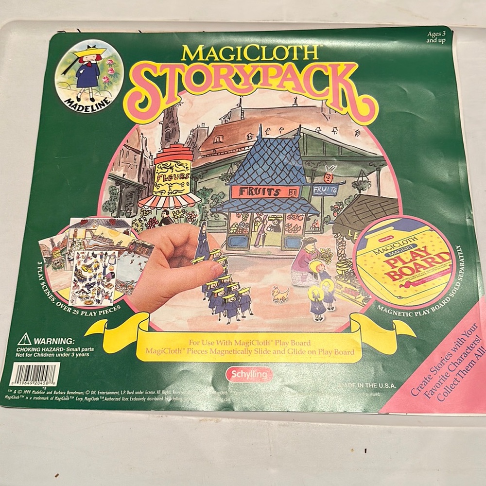 Vintage Madeline Magicloth storypack